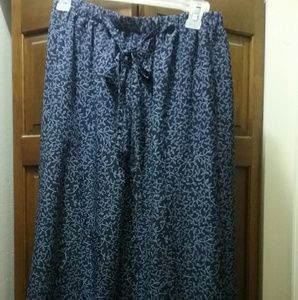 🦋 Paisley Print Pants